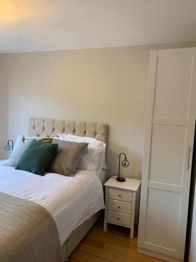 Апартаменты Burgess Self Catering Леруик Экстерьер фото